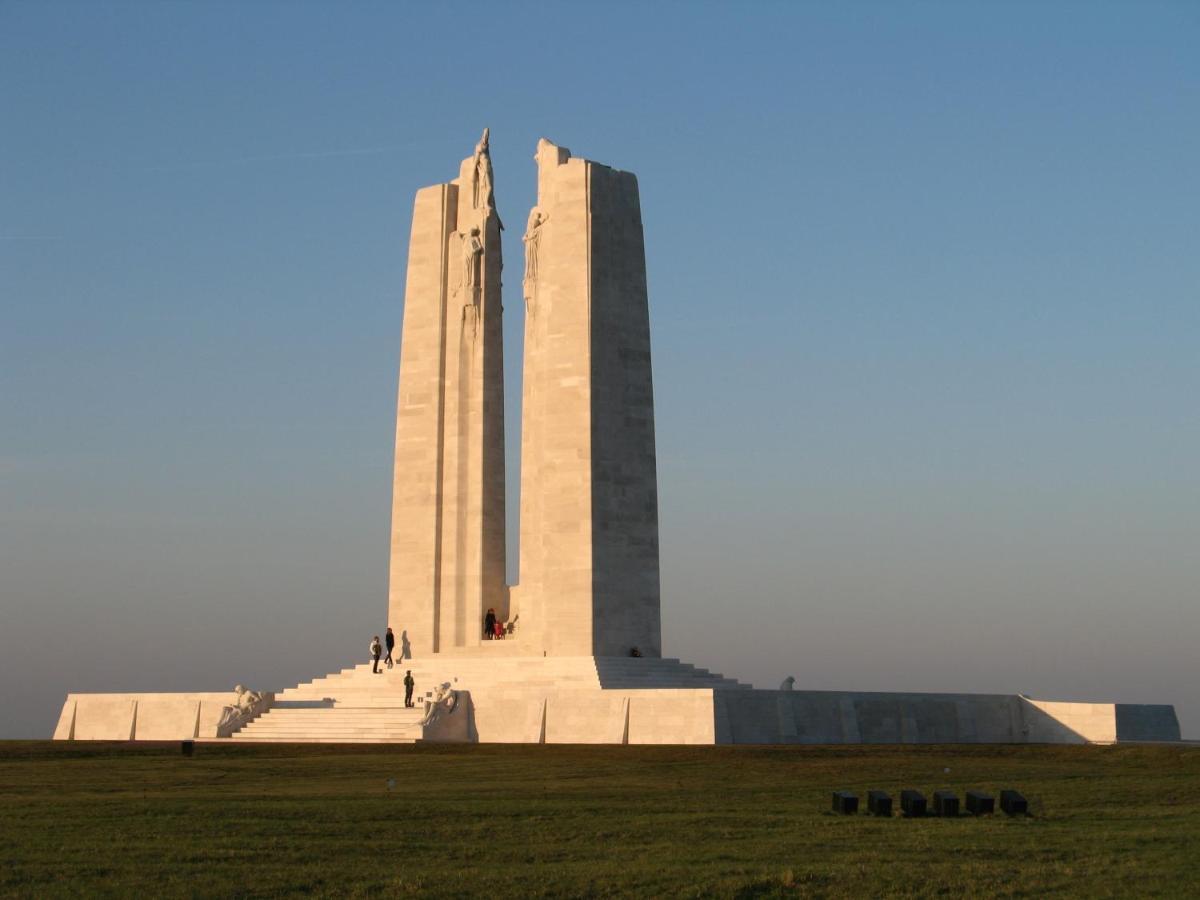 La Villa Des Coquelicots Duisans Екстериор снимка