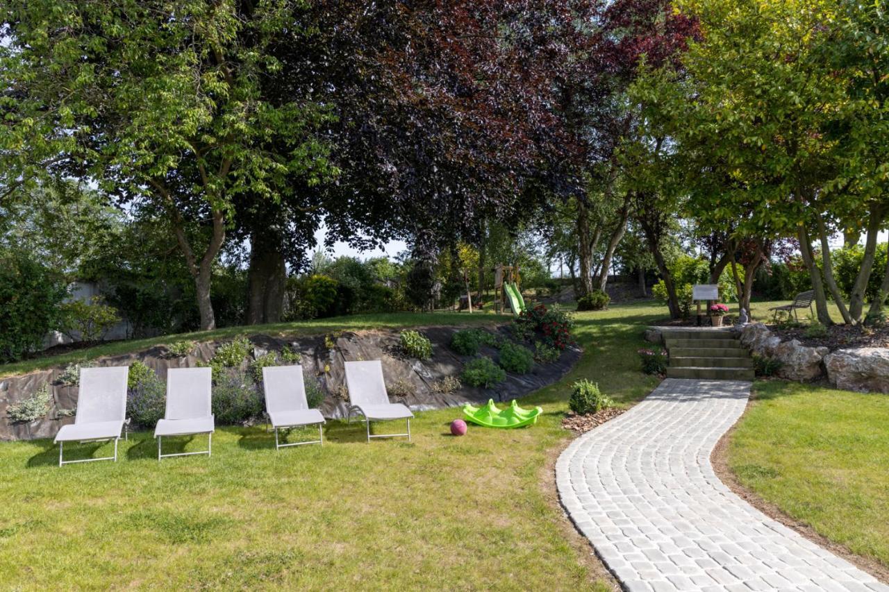 La Villa Des Coquelicots Duisans Екстериор снимка